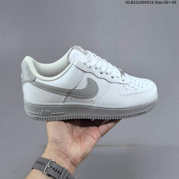 NIKE AIR FORCE 1 '07 LOW VERSATILE, PLATFORM-STYLE CASUAL SNEAKER FEATURING AIR CUSHIONING FOR A HEIGHT-BOOSTING EFFECT. AS5215D23