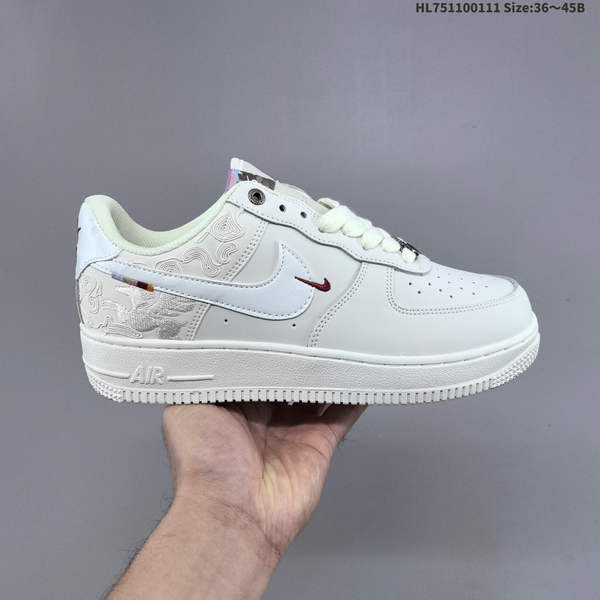 NIKE AIR FORCE 1 '07 LOW VERSATILE, PLATFORM-STYLE CASUAL SNEAKER FEATURING AIR CUSHIONING FOR A HEIGHT-BOOSTING EFFECT. AS5215D39