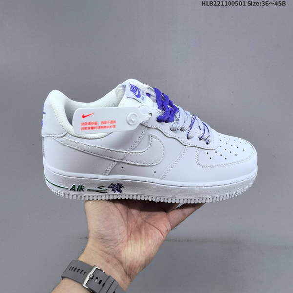 NIKE AIR FORCE 1 '07 LOW VERSATILE, PLATFORM-STYLE CASUAL SNEAKER FEATURING AIR CUSHIONING FOR A HEIGHT-BOOSTING EFFECT. AS5215D70