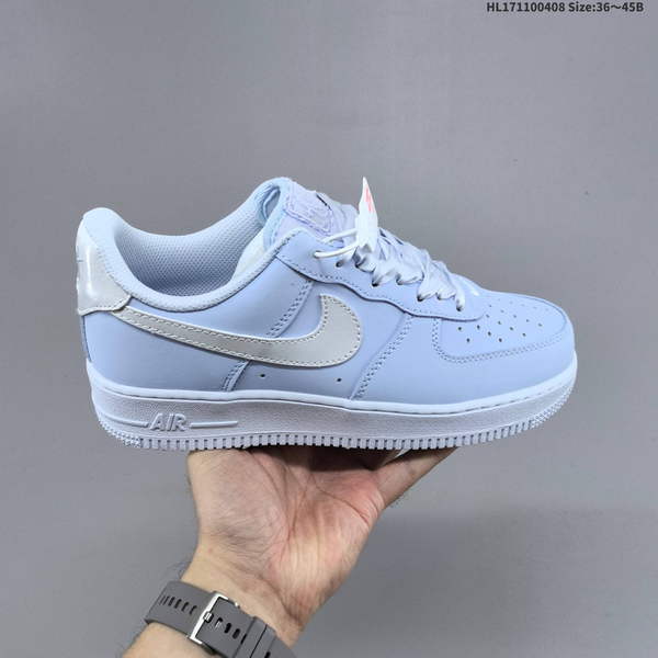 NIKE AIR FORCE 1 '07 LOW VERSATILE, PLATFORM-STYLE CASUAL SNEAKER FEATURING AIR CUSHIONING FOR A HEIGHT-BOOSTING EFFECT. AS5215D76