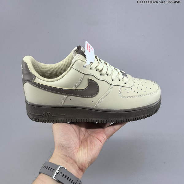 NIKE AIR FORCE 1 '07 LOW VERSATILE, PLATFORM-STYLE CASUAL SNEAKER FEATURING AIR CUSHIONING FOR A HEIGHT-BOOSTING EFFECT. AS5215D85
