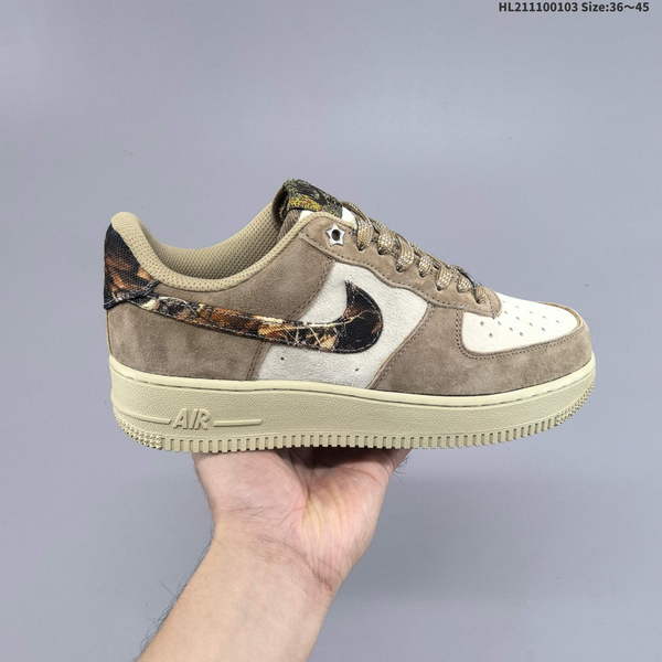NIKE AIR FORCE 1 '07 LOW VERSATILE, PLATFORM-STYLE CASUAL SNEAKER FEATURING AIR CUSHIONING FOR A HEIGHT-BOOSTING EFFECT. AS5215D109
