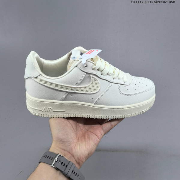 NIKE AIR FORCE 1 '07 LOW VERSATILE, PLATFORM-STYLE CASUAL SNEAKER FEATURING AIR CUSHIONING FOR A HEIGHT-BOOSTING EFFECT. AS5215D140