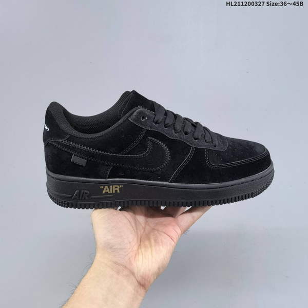 NIKE AIR FORCE 1 '07 LOW VERSATILE, PLATFORM-STYLE CASUAL SNEAKER FEATURING AIR CUSHIONING FOR A HEIGHT-BOOSTING EFFECT. AS5215D145