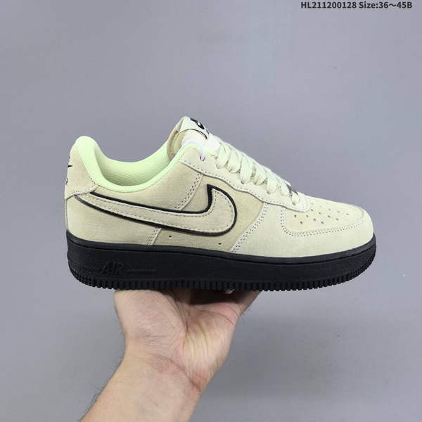 NIKE AIR FORCE 1 '07 LOW VERSATILE, PLATFORM-STYLE CASUAL SNEAKER FEATURING AIR CUSHIONING FOR A HEIGHT-BOOSTING EFFECT. AS5215D149