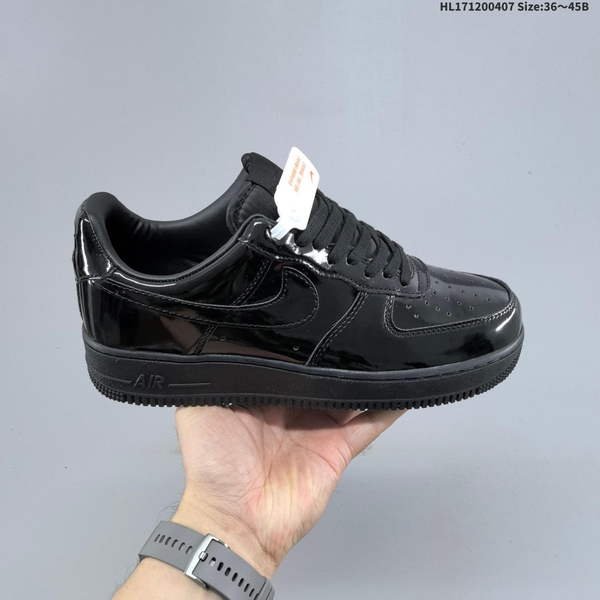 NIKE AIR FORCE 1 '07 LOW VERSATILE, PLATFORM-STYLE CASUAL SNEAKER FEATURING AIR CUSHIONING FOR A HEIGHT-BOOSTING EFFECT. AS5215D175