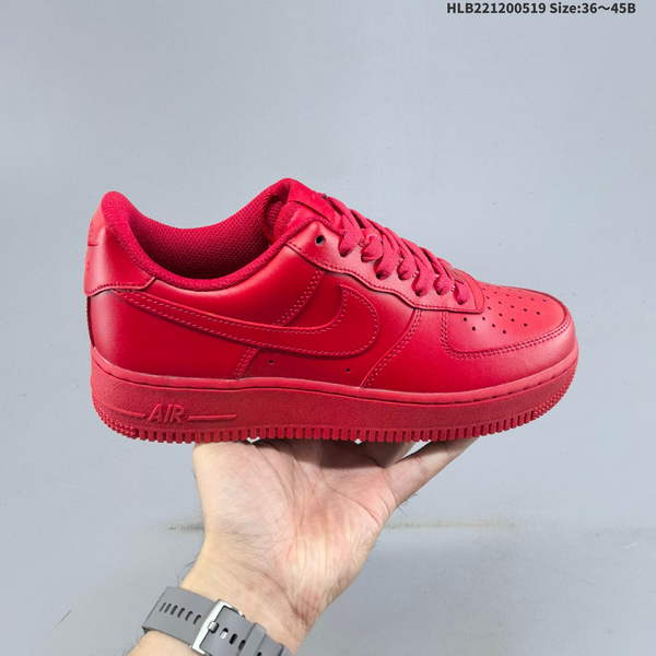 NIKE AIR FORCE 1 '07 LOW VERSATILE, PLATFORM-STYLE CASUAL SNEAKER FEATURING AIR CUSHIONING FOR A HEIGHT-BOOSTING EFFECT. AS5215D177