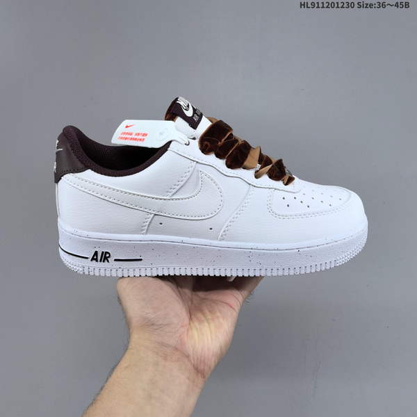 NIKE AIR FORCE 1 '07 LOW VERSATILE, PLATFORM-STYLE CASUAL SNEAKER FEATURING AIR CUSHIONING FOR A HEIGHT-BOOSTING EFFECT. AS5215D196