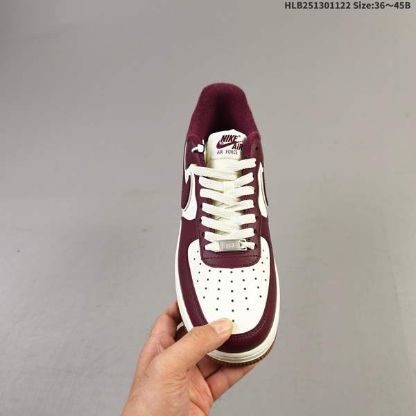 NIKE AIR FORCE 1 '07 LOW VERSATILE, PLATFORM-STYLE CASUAL SNEAKER FEATURING AIR CUSHIONING FOR A HEIGHT-BOOSTING EFFECT. AS5215D223