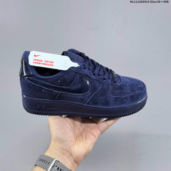 NIKE AIR FORCE 1 '07 LOW VERSATILE, PLATFORM-STYLE CASUAL SNEAKER FEATURING AIR CUSHIONING FOR A HEIGHT-BOOSTING EFFECT. AS5215D229