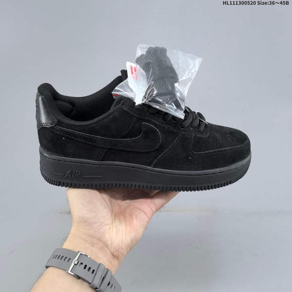 NIKE AIR FORCE 1 '07 LOW VERSATILE, PLATFORM-STYLE CASUAL SNEAKER FEATURING AIR CUSHIONING FOR A HEIGHT-BOOSTING EFFECT. AS5215D245