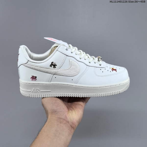 NIKE AIR FORCE 1 '07 LOW VERSATILE, PLATFORM-STYLE CASUAL SNEAKER FEATURING AIR CUSHIONING FOR A HEIGHT-BOOSTING EFFECT. AS5215D258