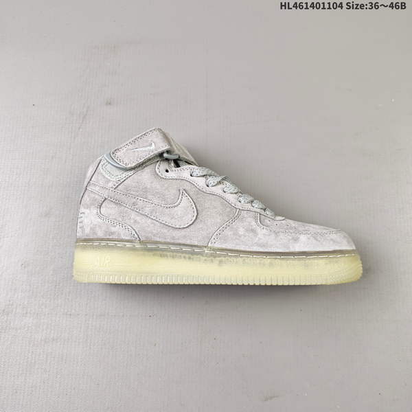 NIKE AIR FORCE 1 '07 LOW VERSATILE, PLATFORM-STYLE CASUAL SNEAKER FEATURING AIR CUSHIONING FOR A HEIGHT-BOOSTING EFFECT. AS5215D265