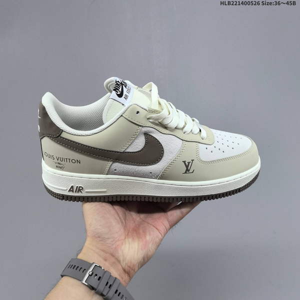NIKE AIR FORCE 1 '07 LOW VERSATILE, PLATFORM-STYLE CASUAL SNEAKER FEATURING AIR CUSHIONING FOR A HEIGHT-BOOSTING EFFECT. AS5215D278
