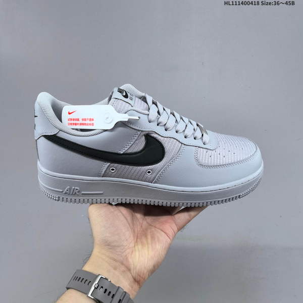 NIKE AIR FORCE 1 '07 LOW VERSATILE, PLATFORM-STYLE CASUAL SNEAKER FEATURING AIR CUSHIONING FOR A HEIGHT-BOOSTING EFFECT. AS5215D299