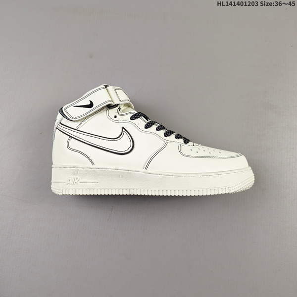 NIKE AIR FORCE 1 '07 LOW VERSATILE, PLATFORM-STYLE CASUAL SNEAKER FEATURING AIR CUSHIONING FOR A HEIGHT-BOOSTING EFFECT. AS5215D310