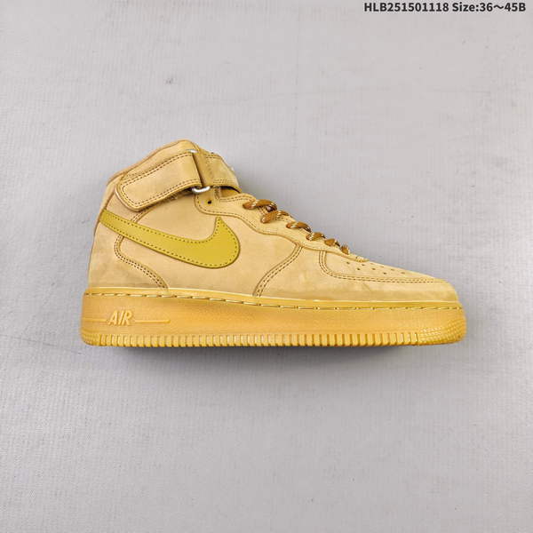 NIKE AIR FORCE 1 '07 LOW VERSATILE, PLATFORM-STYLE CASUAL SNEAKER FEATURING AIR CUSHIONING FOR A HEIGHT-BOOSTING EFFECT. AS5215D322