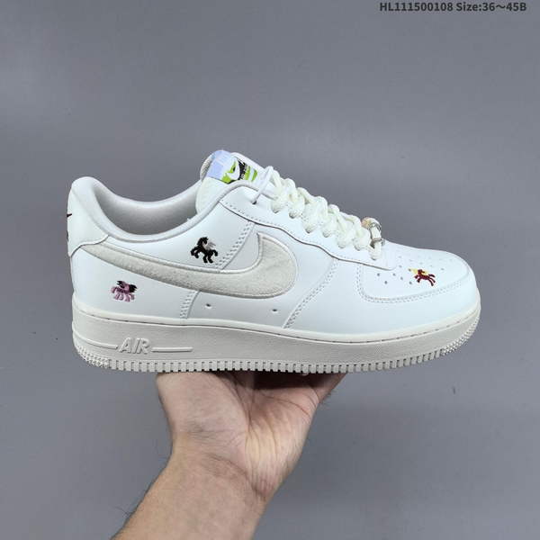 NIKE AIR FORCE 1 '07 LOW VERSATILE, PLATFORM-STYLE CASUAL SNEAKER FEATURING AIR CUSHIONING FOR A HEIGHT-BOOSTING EFFECT. AS5215D342