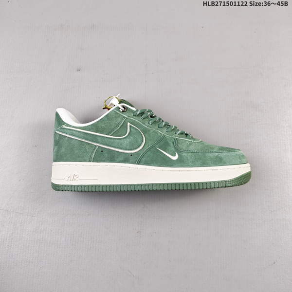NIKE AIR FORCE 1 '07 LOW VERSATILE, PLATFORM-STYLE CASUAL SNEAKER FEATURING AIR CUSHIONING FOR A HEIGHT-BOOSTING EFFECT. AS5215D367