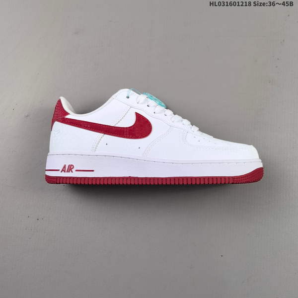 NIKE AIR FORCE 1 '07 LOW VERSATILE, PLATFORM-STYLE CASUAL SNEAKER FEATURING AIR CUSHIONING FOR A HEIGHT-BOOSTING EFFECT. AS5215D393