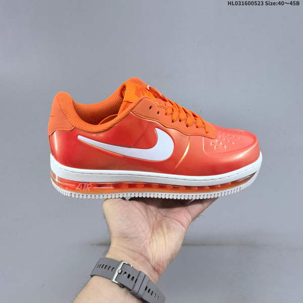 NIKE AIR FORCE 1 '07 LOW VERSATILE, PLATFORM-STYLE CASUAL SNEAKER FEATURING AIR CUSHIONING FOR A HEIGHT-BOOSTING EFFECT. AS5215D397