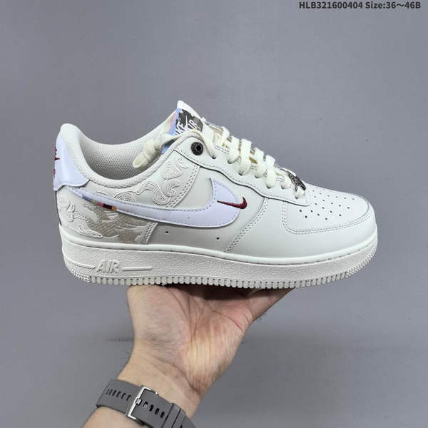 NIKE AIR FORCE 1 '07 LOW VERSATILE, PLATFORM-STYLE CASUAL SNEAKER FEATURING AIR CUSHIONING FOR A HEIGHT-BOOSTING EFFECT. AS5215D399