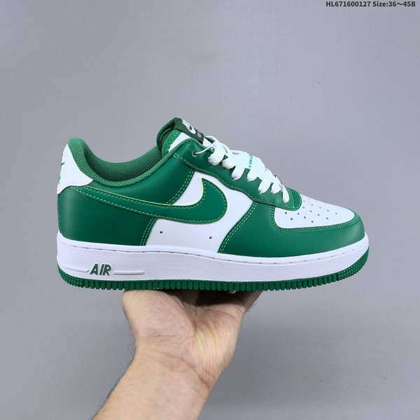 NIKE AIR FORCE 1 '07 LOW VERSATILE, PLATFORM-STYLE CASUAL SNEAKER FEATURING AIR CUSHIONING FOR A HEIGHT-BOOSTING EFFECT. AS5215D400