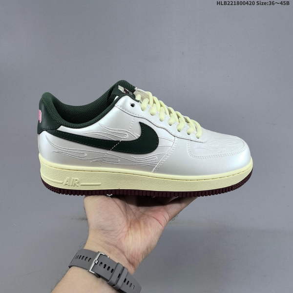 NIKE AIR FORCE 1 '07 LOW VERSATILE, PLATFORM-STYLE CASUAL SNEAKER FEATURING AIR CUSHIONING FOR A HEIGHT-BOOSTING EFFECT. AS5215D451