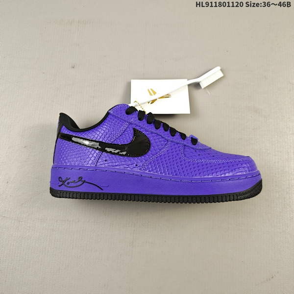 NIKE AIR FORCE 1 '07 LOW VERSATILE, PLATFORM-STYLE CASUAL SNEAKER FEATURING AIR CUSHIONING FOR A HEIGHT-BOOSTING EFFECT. AS5215D453