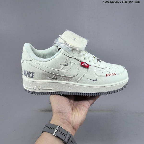 NIKE AIR FORCE 1 '07 LOW VERSATILE, PLATFORM-STYLE CASUAL SNEAKER FEATURING AIR CUSHIONING FOR A HEIGHT-BOOSTING EFFECT. AS5215D462
