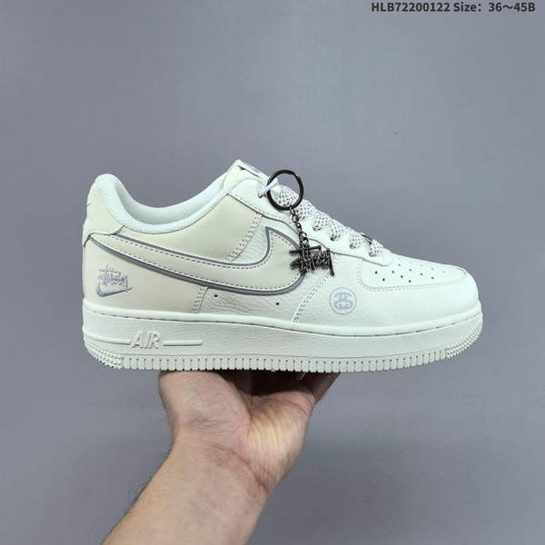 NIKE AIR FORCE 1 '07 LOW VERSATILE, PLATFORM-STYLE CASUAL SNEAKER FEATURING AIR CUSHIONING FOR A HEIGHT-BOOSTING EFFECT. AS5215D470