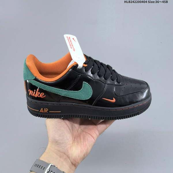 NIKE AIR FORCE 1 '07 LOW VERSATILE, PLATFORM-STYLE CASUAL SNEAKER FEATURING AIR CUSHIONING FOR A HEIGHT-BOOSTING EFFECT. AS5215D478