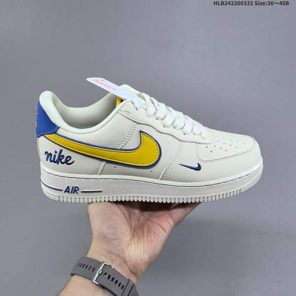 NIKE AIR FORCE 1 '07 LOW VERSATILE, PLATFORM-STYLE CASUAL SNEAKER FEATURING AIR CUSHIONING FOR A HEIGHT-BOOSTING EFFECT. AS5215D479