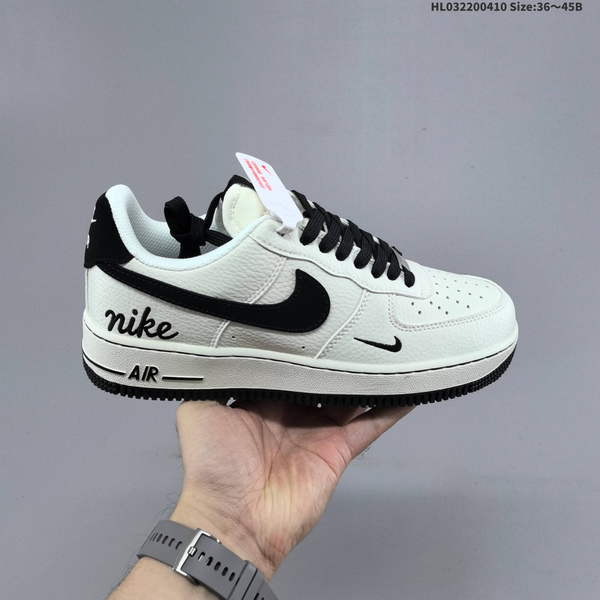 NIKE AIR FORCE 1 '07 LOW VERSATILE, PLATFORM-STYLE CASUAL SNEAKER FEATURING AIR CUSHIONING FOR A HEIGHT-BOOSTING EFFECT. AS5215D486