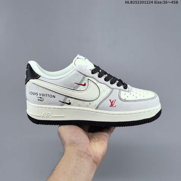 NIKE AIR FORCE 1 '07 LOW VERSATILE, PLATFORM-STYLE CASUAL SNEAKER FEATURING AIR CUSHIONING FOR A HEIGHT-BOOSTING EFFECT. AS5215D501