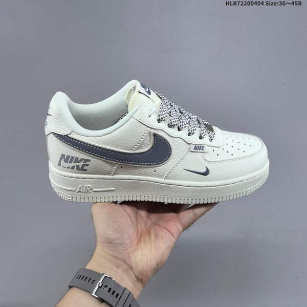 NIKE AIR FORCE 1 '07 LOW VERSATILE, PLATFORM-STYLE CASUAL SNEAKER FEATURING AIR CUSHIONING FOR A HEIGHT-BOOSTING EFFECT. AS5215D513