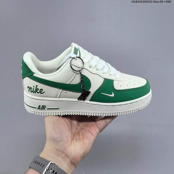 NIKE AIR FORCE 1 '07 LOW VERSATILE, PLATFORM-STYLE CASUAL SNEAKER FEATURING AIR CUSHIONING FOR A HEIGHT-BOOSTING EFFECT. AS5215D583