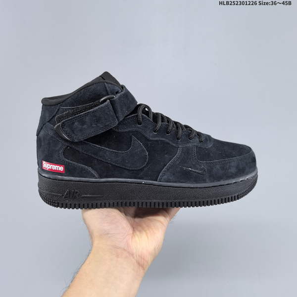 NIKE AIR FORCE 1 '07 LOW VERSATILE, PLATFORM-STYLE CASUAL SNEAKER FEATURING AIR CUSHIONING FOR A HEIGHT-BOOSTING EFFECT. AS5215D630