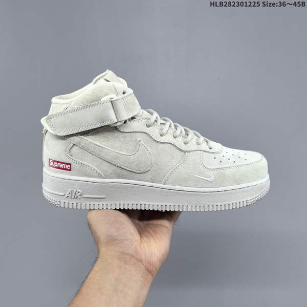 NIKE AIR FORCE 1 '07 LOW VERSATILE, PLATFORM-STYLE CASUAL SNEAKER FEATURING AIR CUSHIONING FOR A HEIGHT-BOOSTING EFFECT. AS5215D642