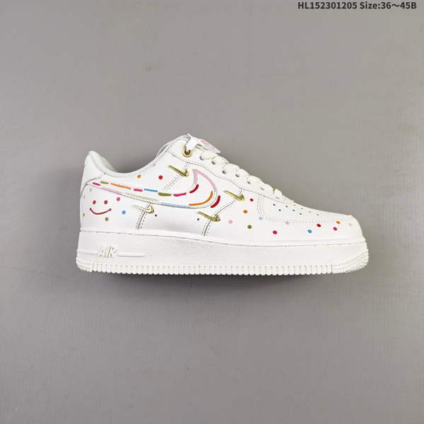 NIKE AIR FORCE 1 '07 LOW VERSATILE, PLATFORM-STYLE CASUAL SNEAKER FEATURING AIR CUSHIONING FOR A HEIGHT-BOOSTING EFFECT. AS5215D653