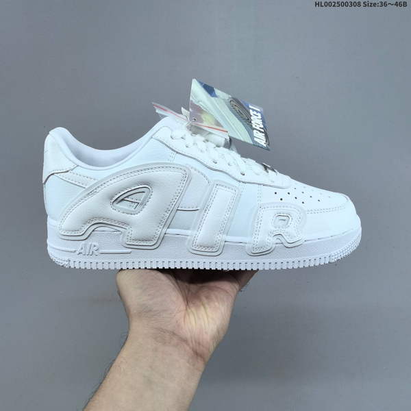 NIKE AIR FORCE 1 '07 LOW VERSATILE, PLATFORM-STYLE CASUAL SNEAKER FEATURING AIR CUSHIONING FOR A HEIGHT-BOOSTING EFFECT. AS5215D659