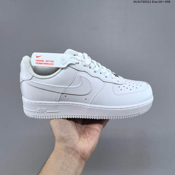 NIKE AIR FORCE 1 '07 LOW VERSATILE, PLATFORM-STYLE CASUAL SNEAKER FEATURING AIR CUSHIONING FOR A HEIGHT-BOOSTING EFFECT. AS5215D672