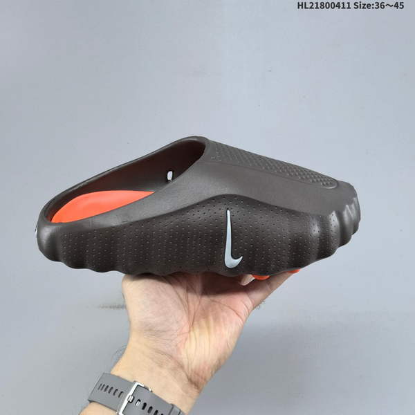 NIKE MIND 001 IS A CUTTING-EDGE TRAINING SHOE FEATURING ADVANCED FOOT MASSAGE TECHNOLOGY FOR OPTIMAL COMFORT AND PRECISE FIT. INAUGURAL MODEL IN THIS SERIES, MIND 001, DRAWS INSPIRATION FROM NEUROSCIENCE TO DELIVER EXCEPTIONAL PERFORMANCE.