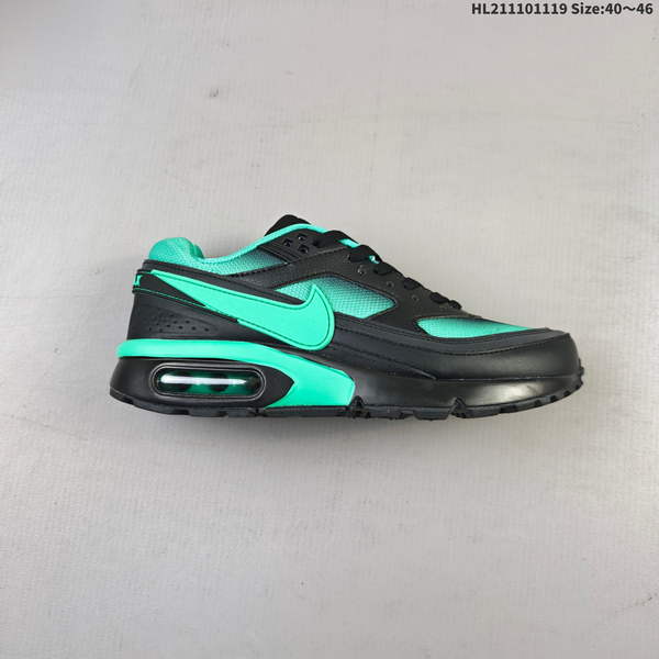 NIKE AIR MAX BW OG IS ORIGINAL RETRO AIR-CUSHIONED SPORTS SHOE DESIGNED FOR VERSATILE CASUAL WEAR AND JOGGING. ITS MEN'S VERSION FEATURES A HEEL DESIGN THAT CONTINUES CLASSIC STYLE OF NIKE'S FOOTWEAR LINE.