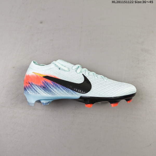 NIKE MERCURIAL VAPOR 16 PRO – COMFORTABLE, SLIP-RESISTANT, AND WEAR-RESISTANT FOOTBALL SHOE FOR MEN!