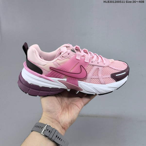 NIKE V2K RUN IS A RETRO-INSPIRED ATHLETIC SHOE WITH A BREATHABLE MESH UPPER. ITS SLEEK GRAY-SILVER MATERIAL PROVIDES EXCELLENT FIT, WHILE SWOOSH LOGO ON SIDE AND TOE DESIGN ENHANCE ITS DISTINCTIVE STYLE.