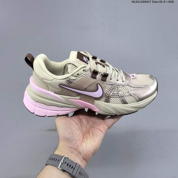 NIKE V2K RUN IS A RETRO-INSPIRED ATHLETIC SHOE WITH A BREATHABLE MESH UPPER. ITS SLEEK GRAY-SILVER MATERIAL PROVIDES EXCELLENT FIT, WHILE SWOOSH LOGO ON SIDE AND TOE DESIGN ENHANCE ITS DISTINCTIVE STYLE.