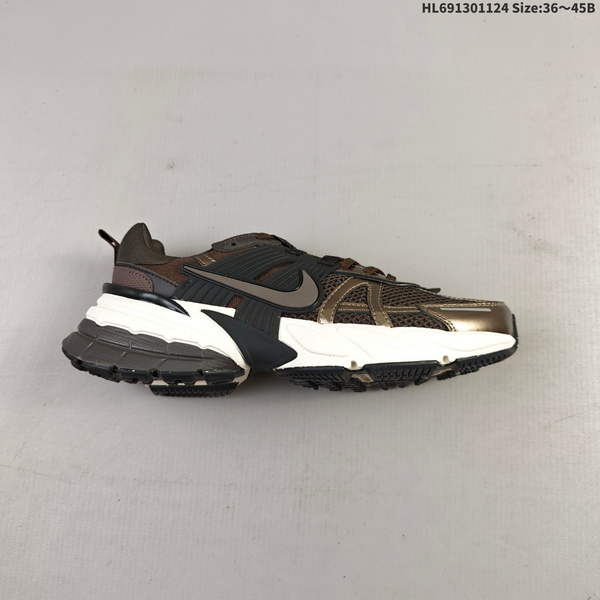 NIKE V2K RUN IS A RETRO-INSPIRED ATHLETIC SHOE WITH A BREATHABLE MESH UPPER. ITS SLEEK GRAY-SILVER MATERIAL PROVIDES EXCELLENT FIT, WHILE SWOOSH LOGO ON SIDE AND TOE DESIGN ENHANCE ITS DISTINCTIVE STYLE.