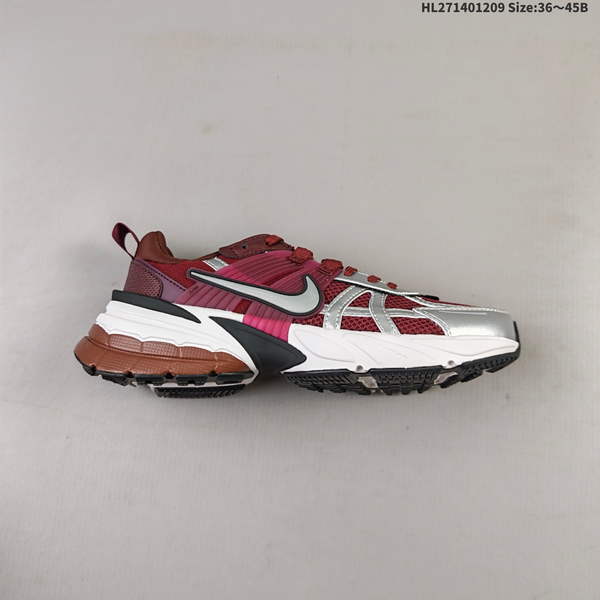 NIKE V2K RUN IS A RETRO-INSPIRED ATHLETIC SHOE WITH A BREATHABLE MESH UPPER. ITS SLEEK GRAY-SILVER MATERIAL PROVIDES EXCELLENT FIT, WHILE SWOOSH LOGO ON SIDE AND TOE DESIGN ENHANCE ITS DISTINCTIVE STYLE.