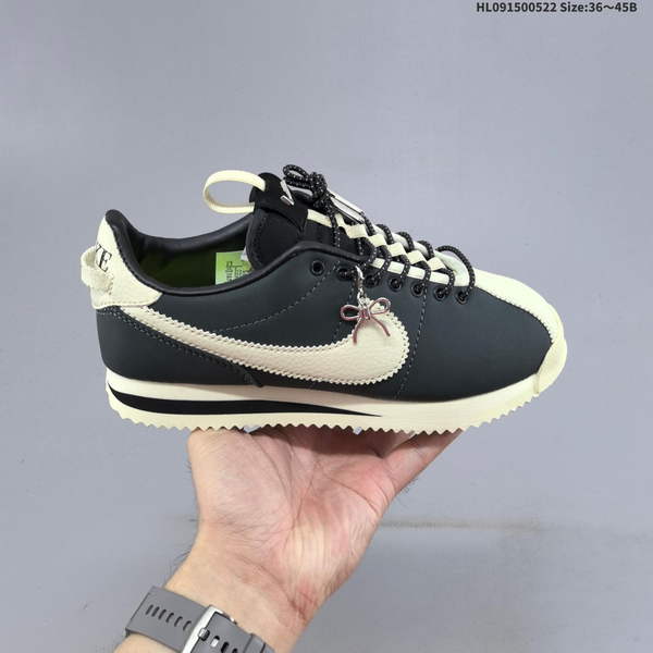 NIKE CLASSIC CORTEZ – A LIGHTWEIGHT, COMFORTABLE CASUAL RUNNING SHOE AND ATHLETIC FOOTWEAR THAT EMBODIES PURE DEDICATION. THIS SPIRIT HAS MADE CORTEZ A TIMELESS CLASSIC.
